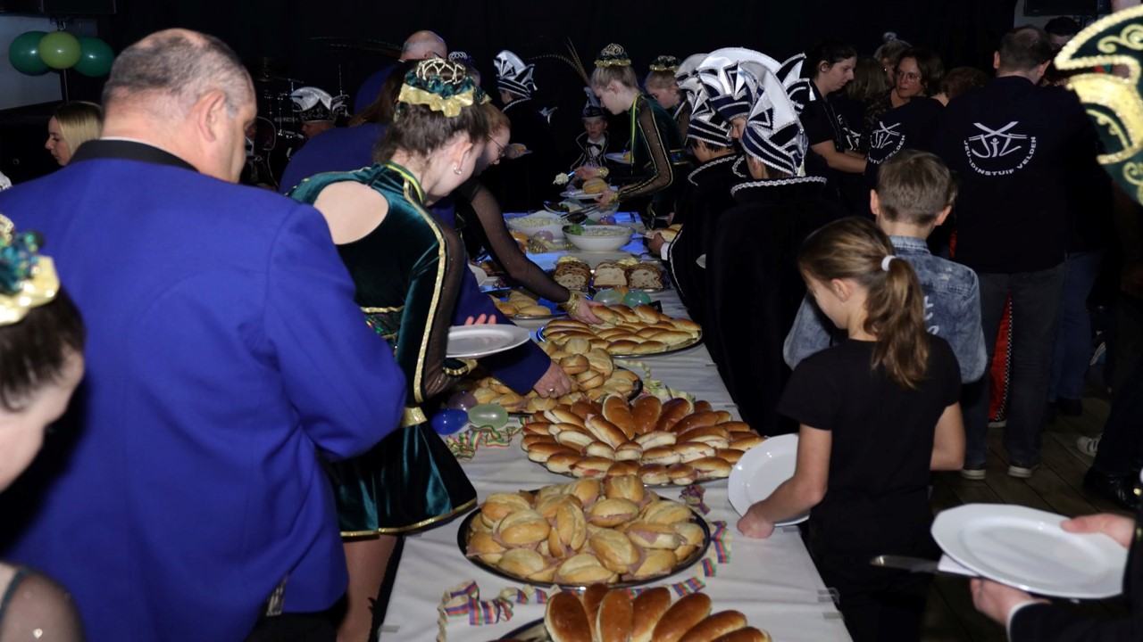 Koffietaofel en Wuilusmis op zóndaag 25 jannewari